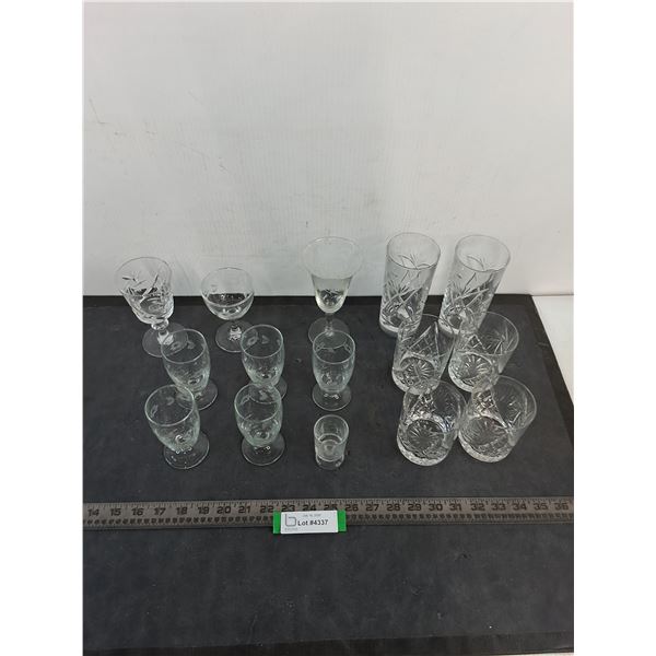 Assorted Crystal & Glass Tumblers & Liquer Glasses
