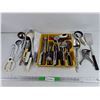 Image 1 : Spatulas, Cutlery Tray, Meat Hammer, Tongs, Knives, Misc
