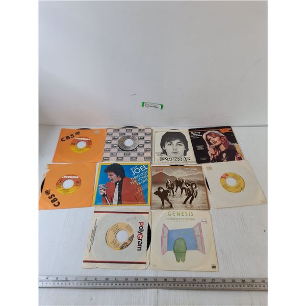 (10) Vinyl Records, Paul McCartney,  Bee Gees, Billy Joel, Bonnie Tyler