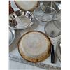 Image 5 : (7) Metal Dishes, (2) Spice Mills, (2) Steve's, (1) Deep Frying Net
