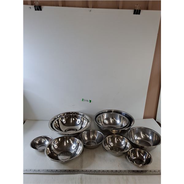 (11) Metal Bowls of Various Sizes