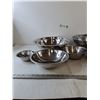 Image 2 : (11) Metal Bowls of Various Sizes