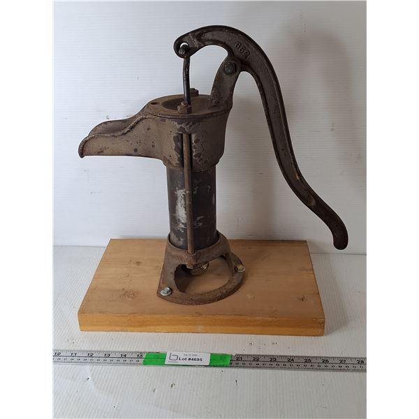 Cast Iron Water Pump- Can't Ship
