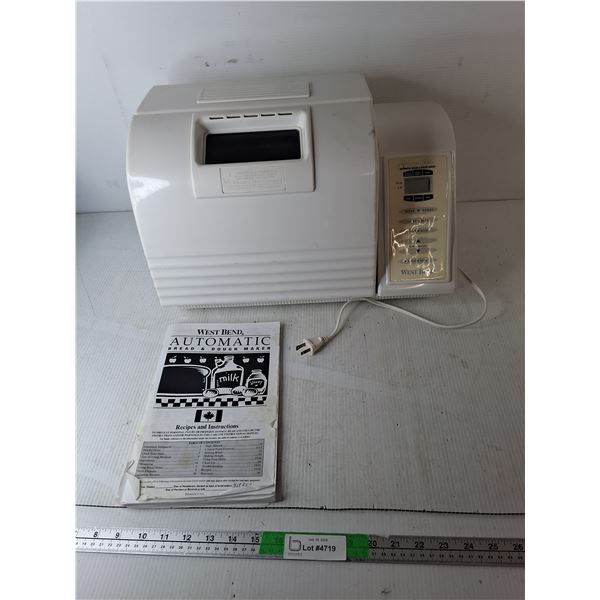 West Bend Bread & Dough Maker- Powers On, Can't Ship
