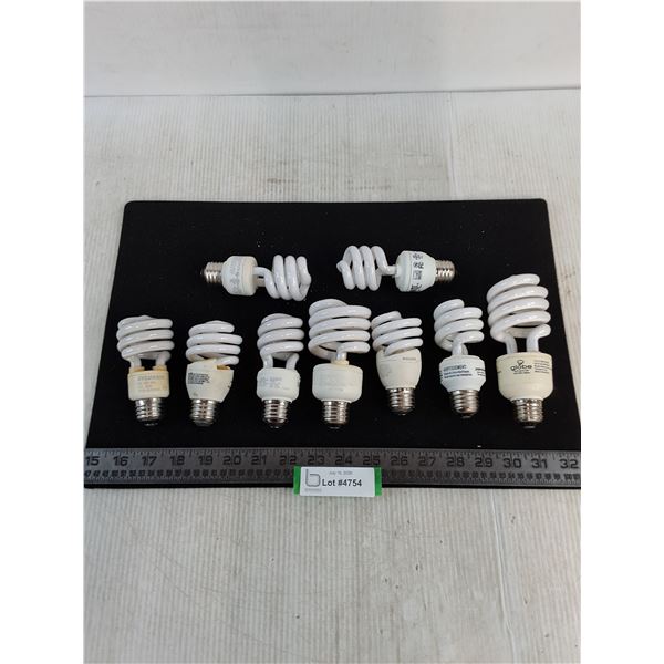 Assorted Energy Efficient Spiral Light Bulbs - Consignor States All Working