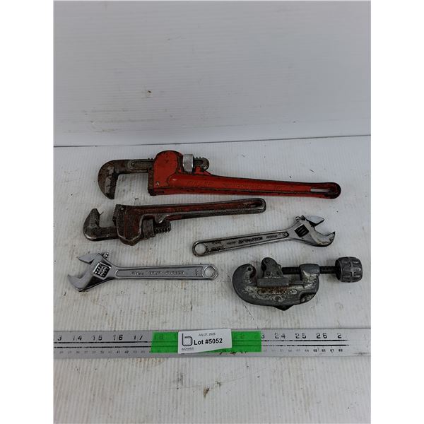 Pipe Wrenches & Pipe Cutter