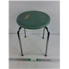 Image 1 : Stool 17", Pickup Only
