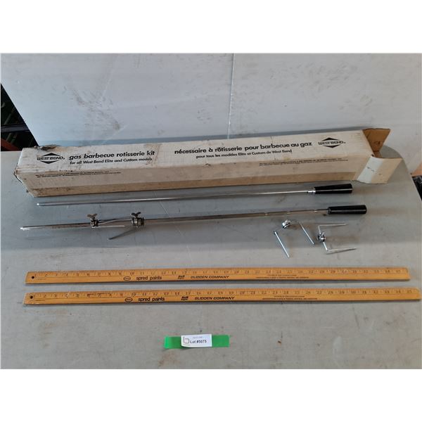 Westbend Gas Barbecue Rotisserie Kit, (2) Wooden Rulers