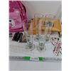 Image 5 : Kids Backpack, Picture Frames, BNC Connectors, Watch Bands, Beer Glasses, Book, Misc