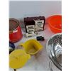 Image 6 : Strainer, Cream & Sugar Set, Extension Cord, Vintage Toy Cars, Bluetooth Speaker, Misc