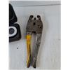 Image 2 : (1) Crimper and Torque Wrench