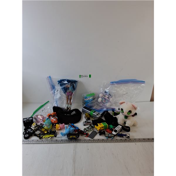 Assorted Small Vehicle Toys, Plush Toys, Doll, Lego Plate, Small Baseball Cap