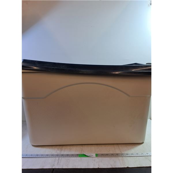 **Plastic Tub, Pickup Only