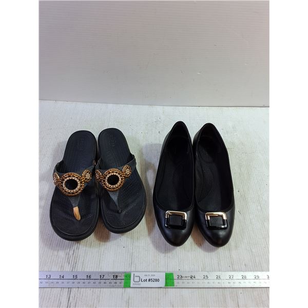 Women's Crocs Sandals and Wedges Size 11