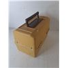 Image 3 : Woodstream Tackle Box 15" x 8" x 9"- Can't Ship