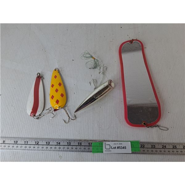 Large Fishing Lures & Fishing Flasher