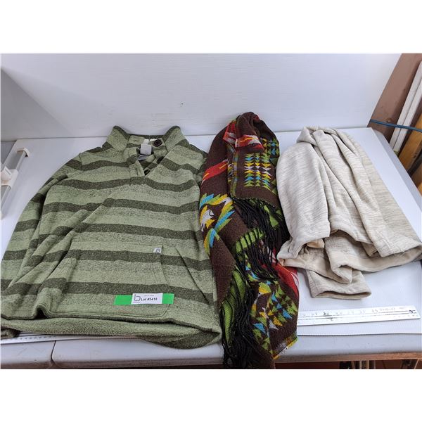 Sweaters & Poncho - Size L