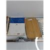 Image 3 : Picture Frame, Books, Cutting Board, Misc