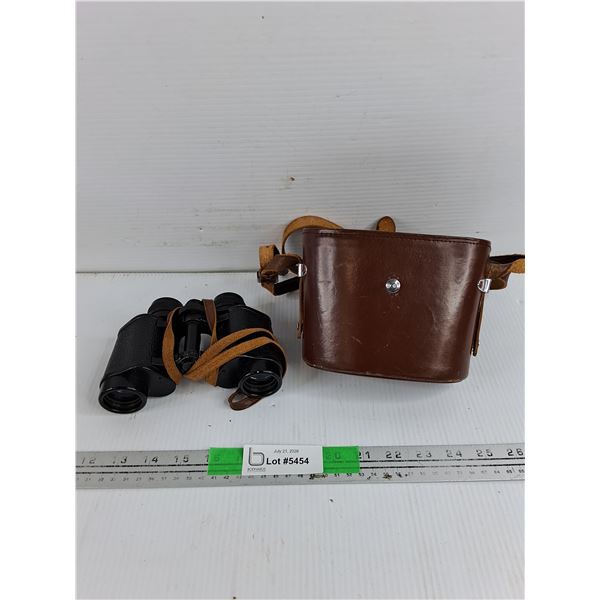 Binoculars w/Case
