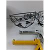 Image 2 : Hanging Planters, Caulking Guns, Fire Extinguisher, Shoe Stretchers, Rope