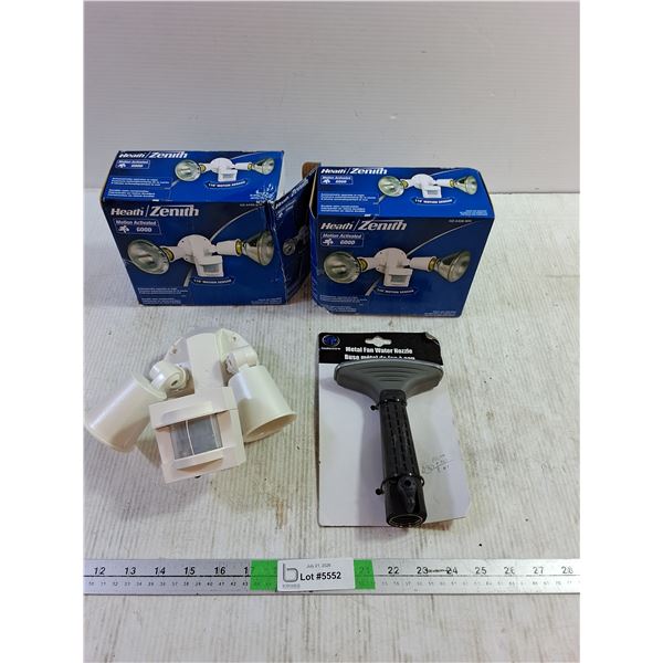 (2) Motion Activated Lights, Metal Fan Water Nozzle