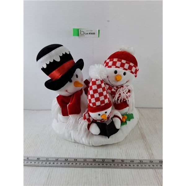 Dancing Christmas Decoration Snowman Family