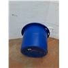 Image 3 : **Large Plastic Bucket No Shipping