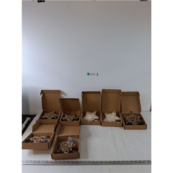 (7) Christmas Tree Stars with Battery Packs Untested