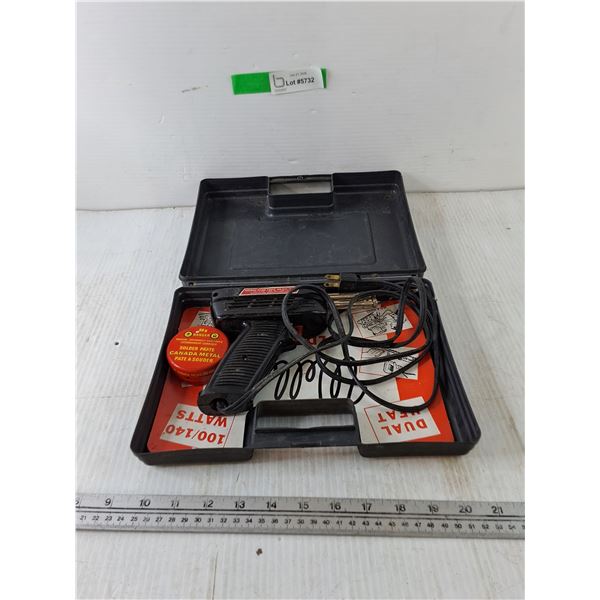Weller Model 8200 Soldering Gun with Solder Paste