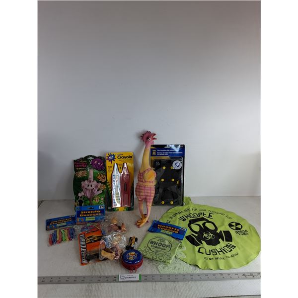 Power Fist Non-Slip Snow Grabbers, Various Toys- Stretchy Animals, Whoopee Coussin, Rubber Chicken