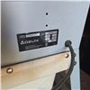 Image 4 : Delta Table Saw  w/ 10'' inch Blade  Located In Milden ,SK