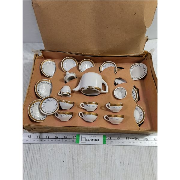 1960's Eaton's Kids Porcelain Tea Set-Made in Germany-Complete in Original Box-no chips or cracks