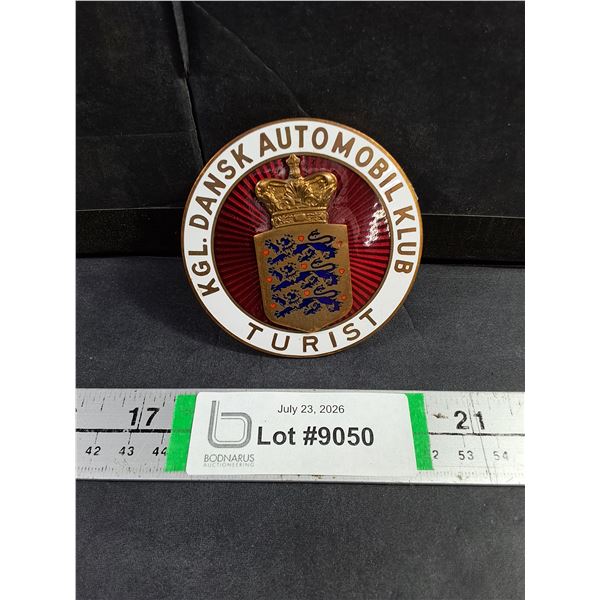 (1) 1950's Danish Auto Club Enamelled Grille Badge