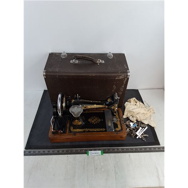 Antique Singer Sewing Machine w/Attachments & Hard Body Case - Needs Repair - Pickup Only