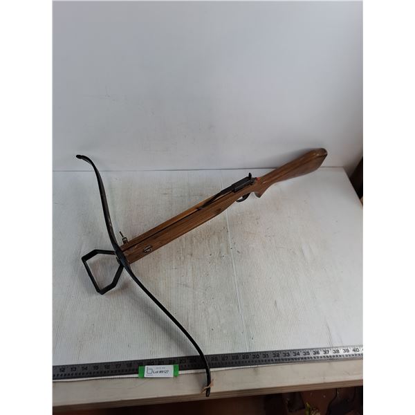 Astro Daco "Hornet" Crossbow - 33" Bow Span x 35" Stock Length - Pickup Only