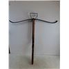 Image 6 : Astro Daco "Hornet" Crossbow - 33" Bow Span x 35" Stock Length - Pickup Only