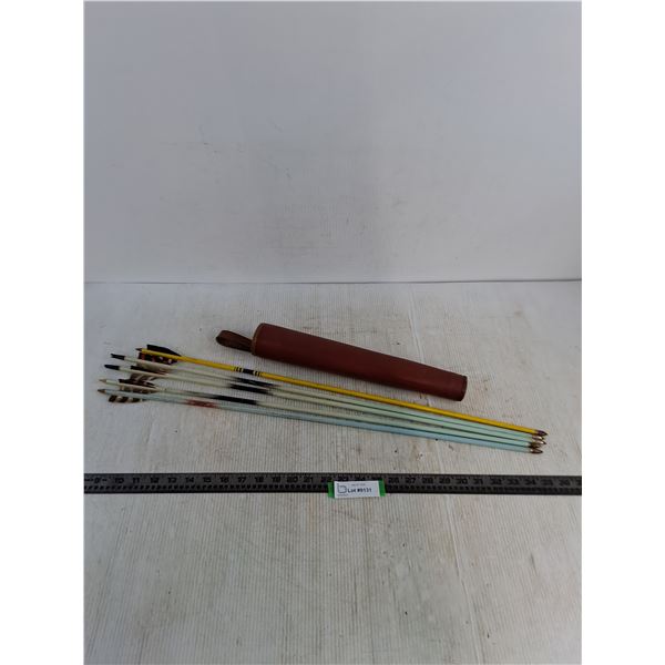 (5) 28" Arrows & Quiver