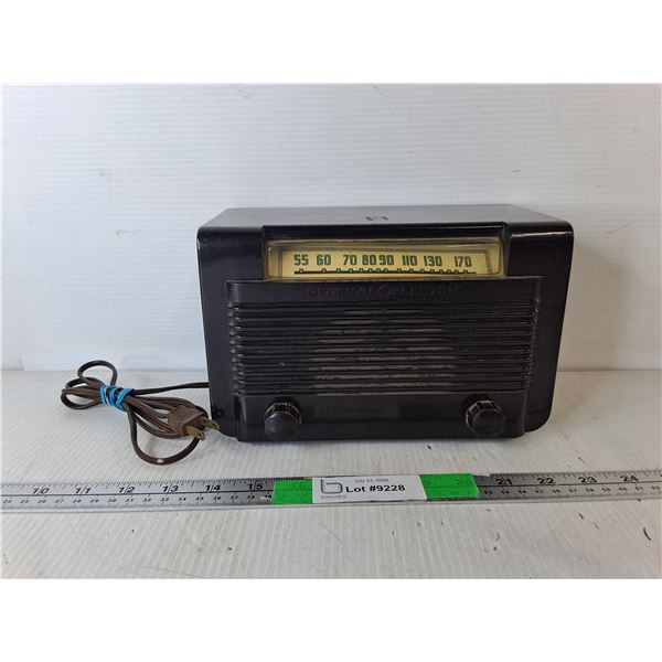 Vintage General Electric Radio- As Is