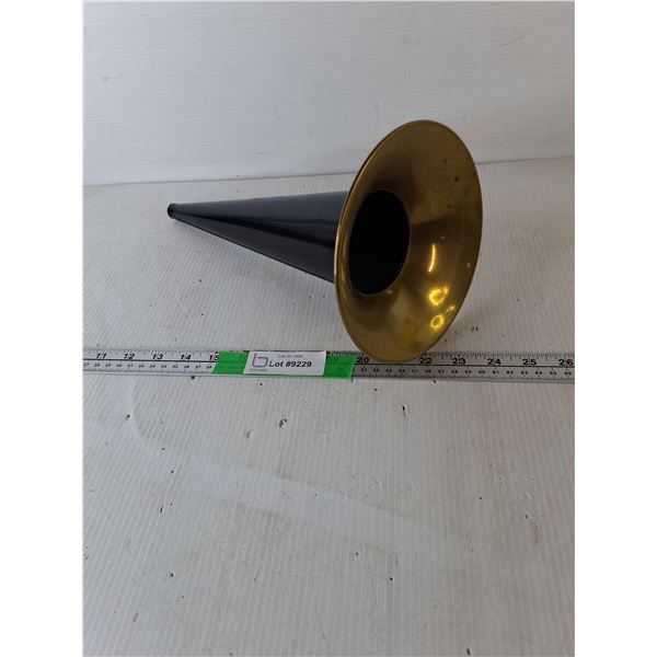 Phonograph 13.5"