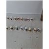 Image 2 : The Royals Thimbles & Wooden Storage Rack