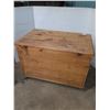 Image 7 : * Antique Pine Wood Blanket Storage Chest - Cannot Ship - Dolly Not Included