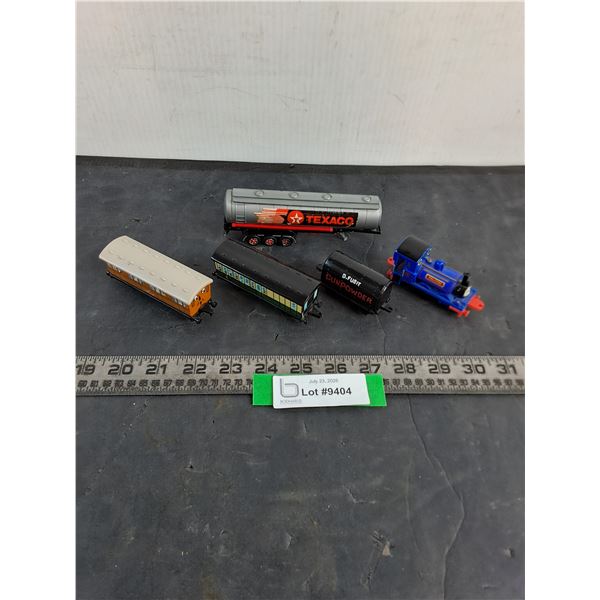 ERTL "Thomas & Friends" Train Set & Texaco Fuel Trailer