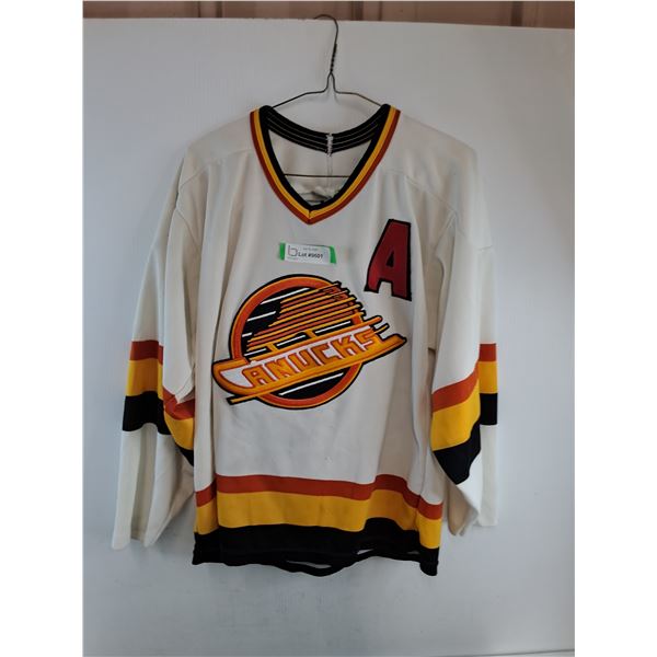 * CCM 1990's Vancouver Canucks "Bure #96" Jersey - Size Medium