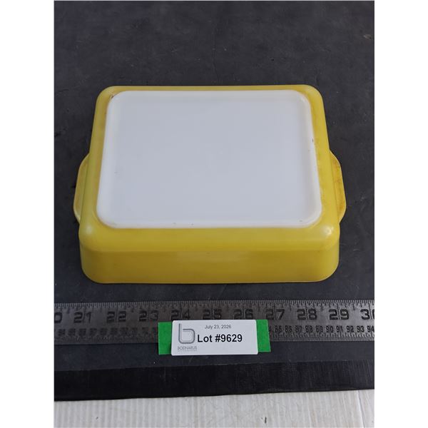Pyrex Casserole Dish