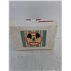 Image 5 : Vintage Sears Mickey Mouse Portable Record Player - Powers On