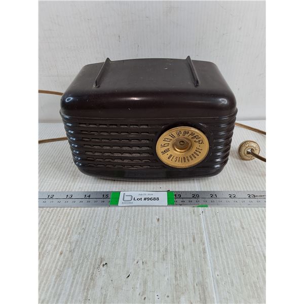 Vintage Westinghouse Bakelite Radio-missing parts-as is