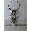 Image 1 : R.E. Dietz Metal Lantern 10"