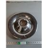 Image 1 : Vintage Pontiac Hubcap 15"