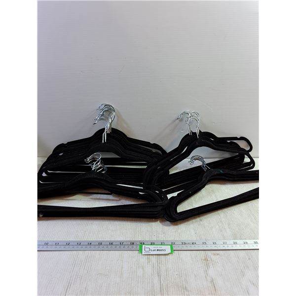 Black Hangers