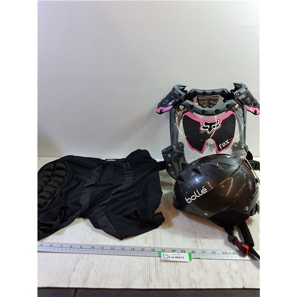 Junior Ski Helmet, Fox Protective Gear, Soared Padded Shorts (XXL)